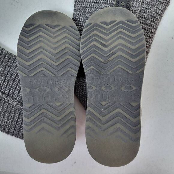 UGG Australia Classic Cardy Gray Knit Sweater Boots Size 7 Tall Slouch Top - Picture 6 of 9